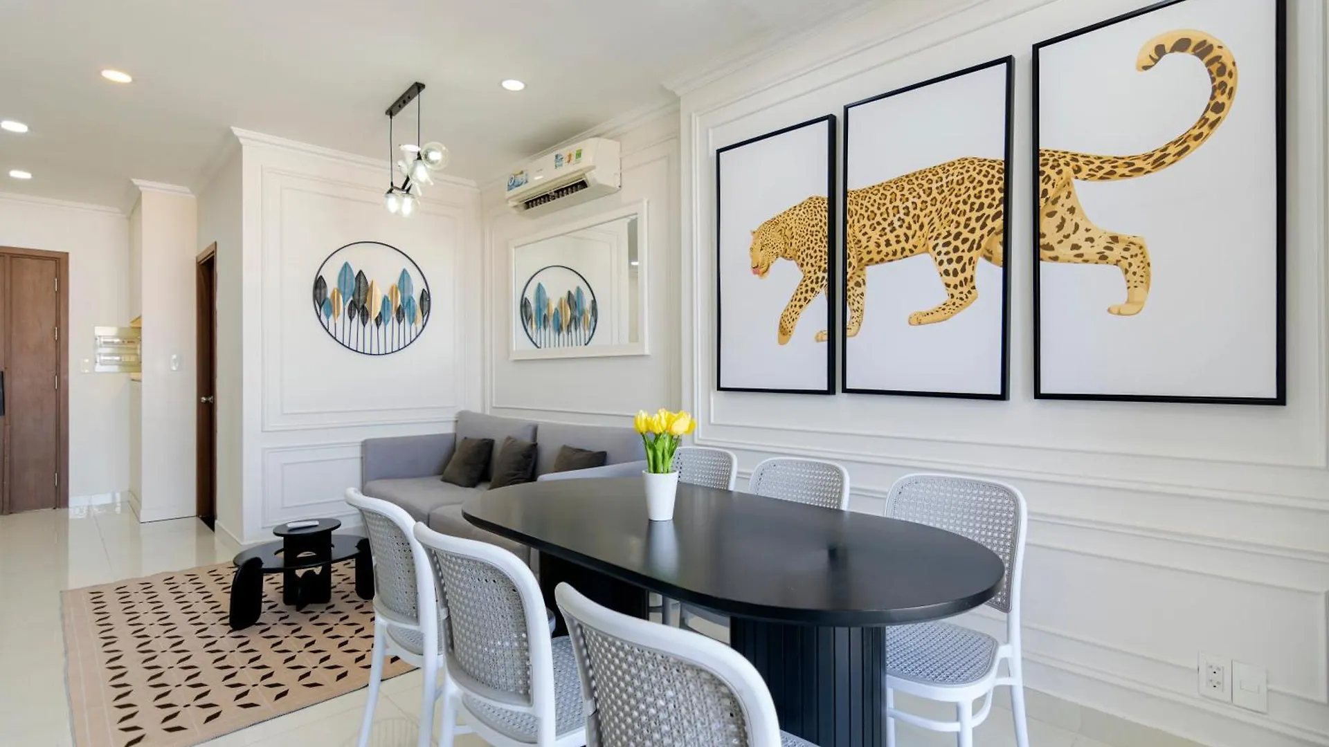 The Luxury Grand Riverside Apartment City Center Ho Chi Minh City 0*,
