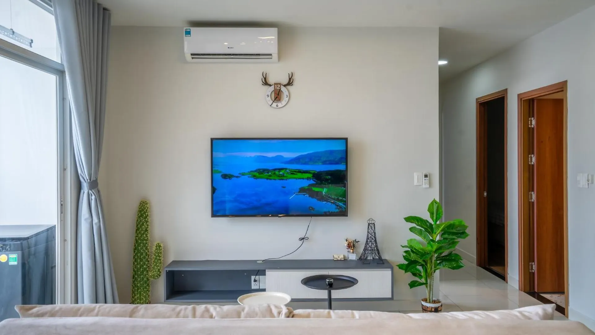 The Luxury Grand Riverside Apartment City Center Ho Chi Minh City Vietnam