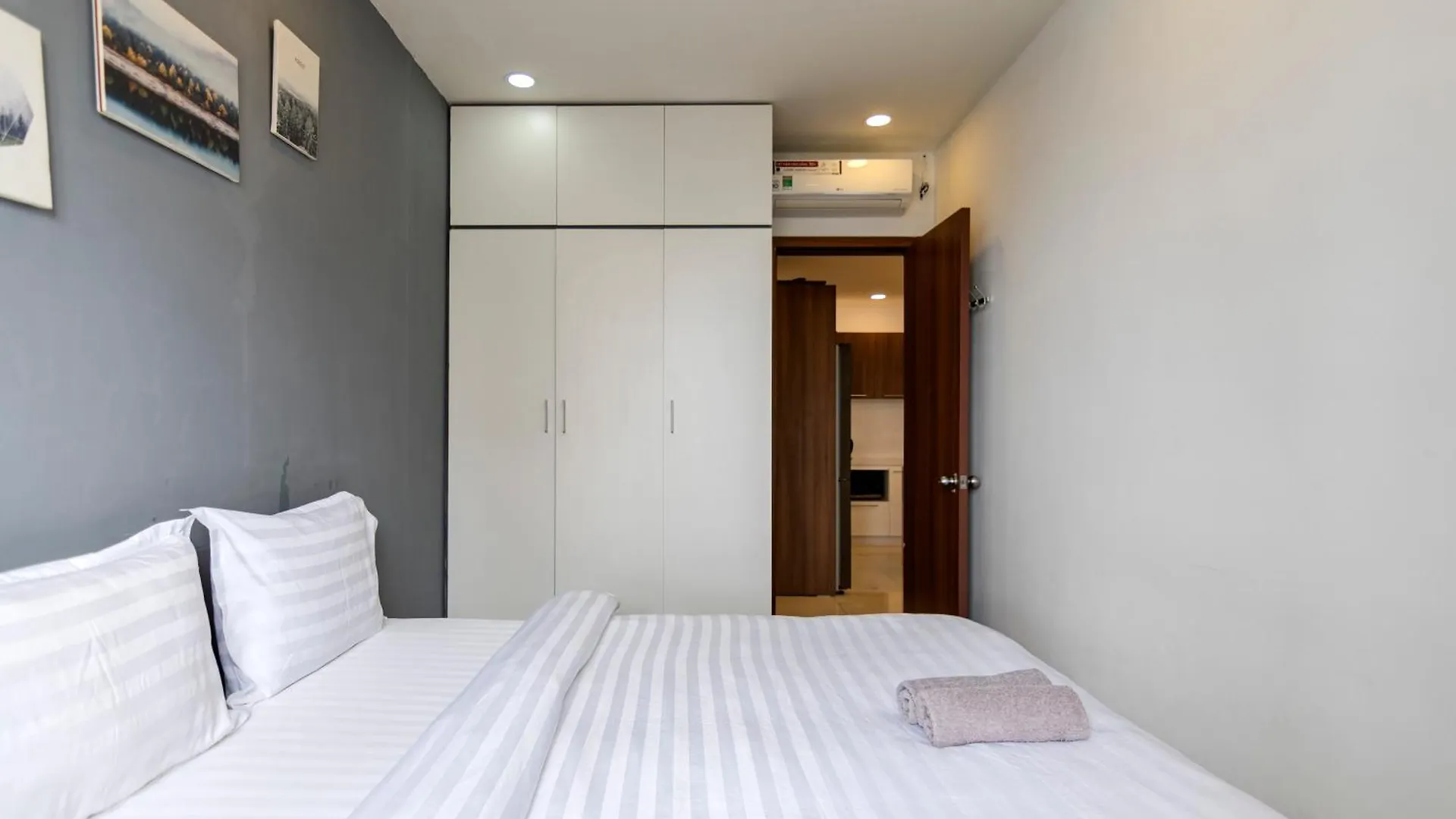 The Luxury Grand Riverside Apartment City Center Ho Chi Minh City 0*,